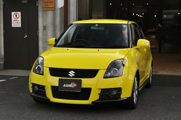 181223_Daily view of ASM RECARO specialized shop._suzuki_swift_zc31.jpg